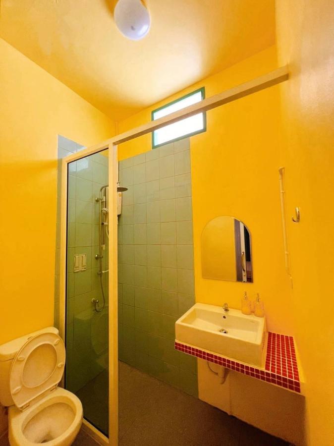 Alley51 Hotel Surat Thani Exterior foto