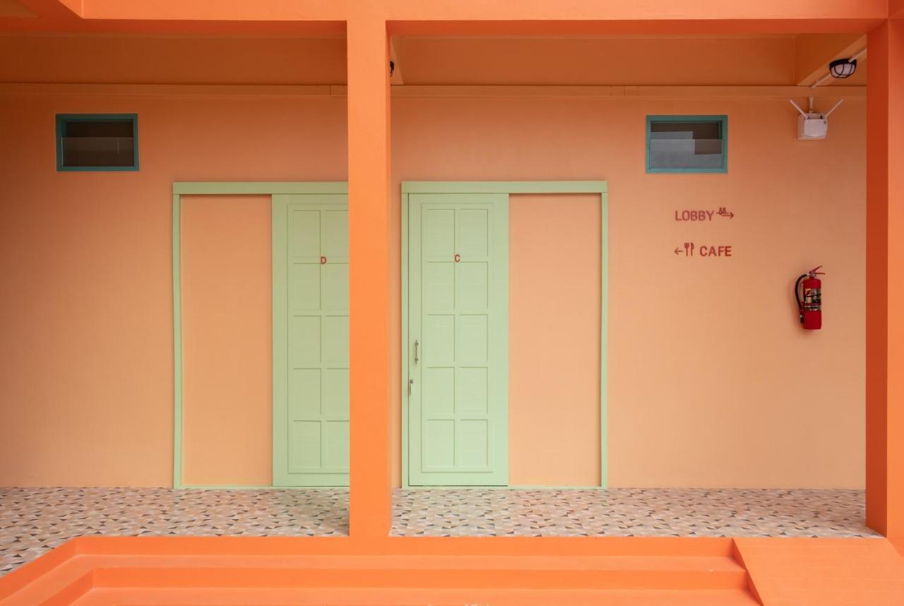 Alley51 Hotel Surat Thani Exterior foto